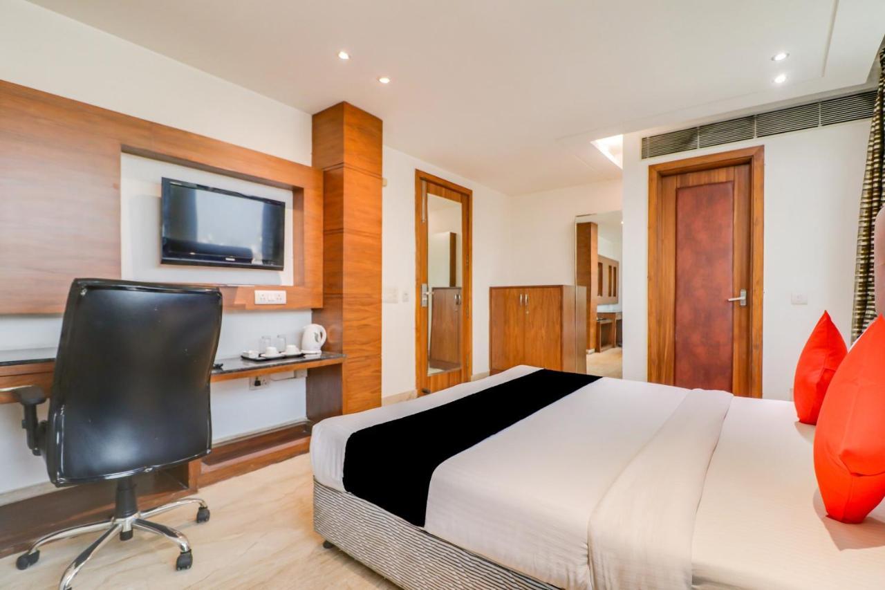 Townhouse 939 Hotel Gagan Inn Near Satyam Inox Patel Nagar New Delhi Ngoại thất bức ảnh