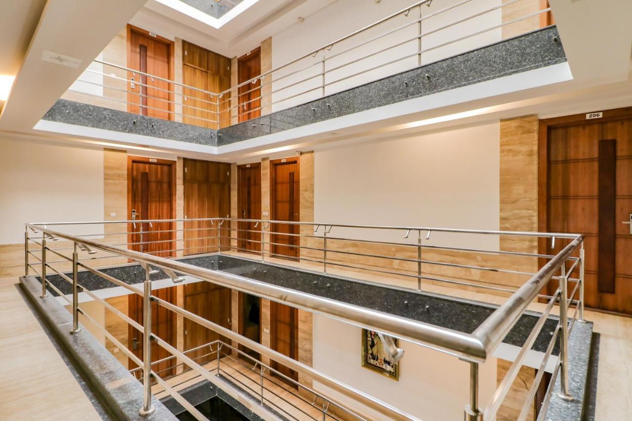 Townhouse 939 Hotel Gagan Inn Near Satyam Inox Patel Nagar New Delhi Ngoại thất bức ảnh
