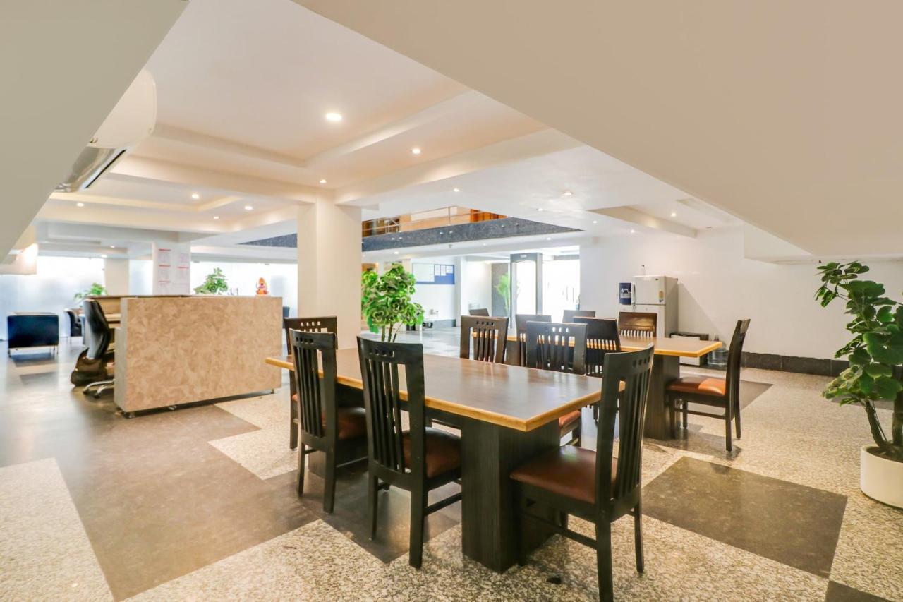 Townhouse 939 Hotel Gagan Inn Near Satyam Inox Patel Nagar New Delhi Ngoại thất bức ảnh