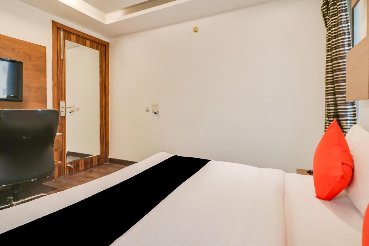 Townhouse 939 Hotel Gagan Inn Near Satyam Inox Patel Nagar New Delhi Ngoại thất bức ảnh