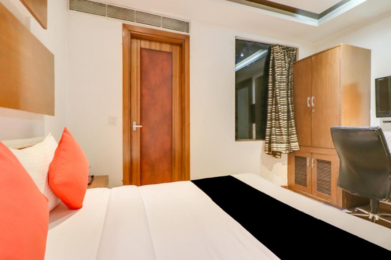 Townhouse 939 Hotel Gagan Inn Near Satyam Inox Patel Nagar New Delhi Ngoại thất bức ảnh
